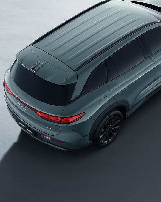 BYD Atto 8 rear three-quarter view